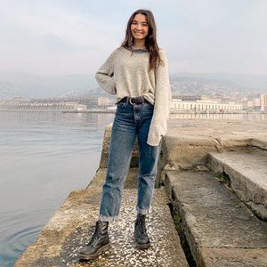 Meet your Posher, Olivia